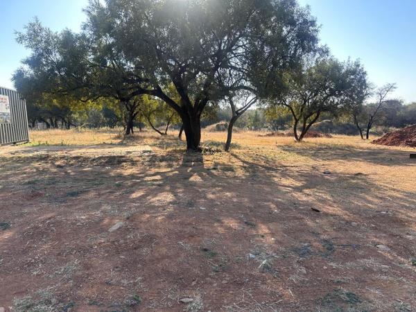 435 m² Land