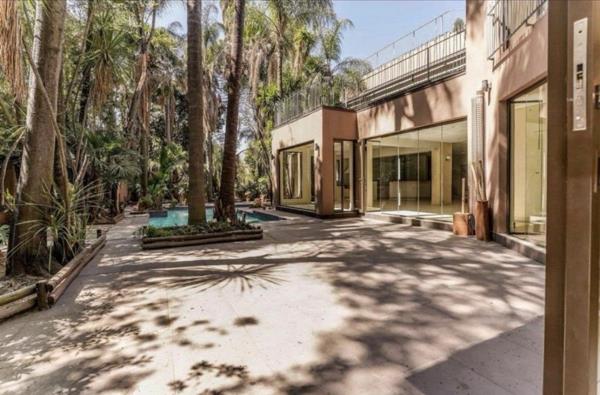 7.5 Bedroom House