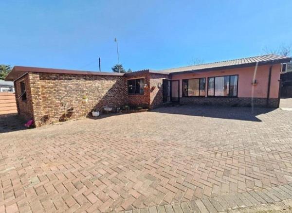 4 Bedroom House