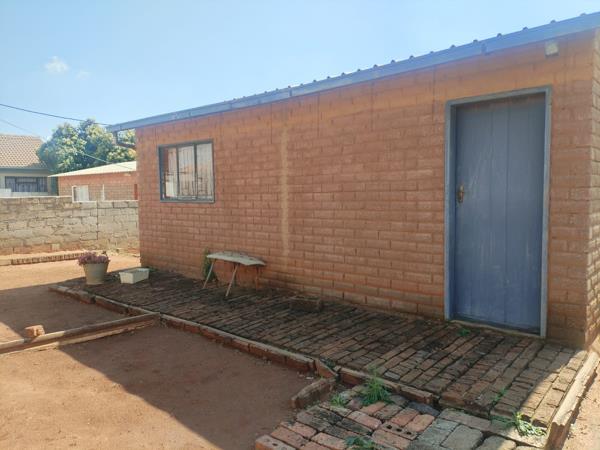 2 Bedroom House