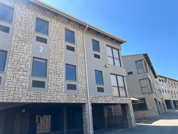 256 m² Commercial space