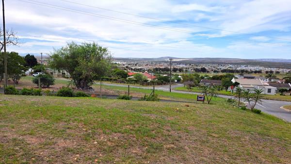 838 m² Land