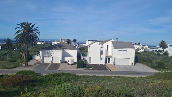 544 m² Land