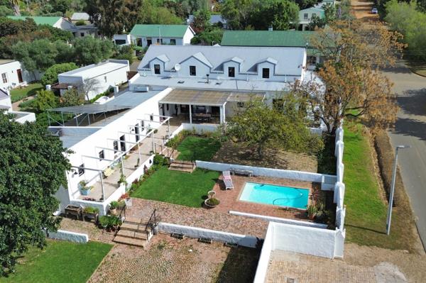 6 Bedroom House