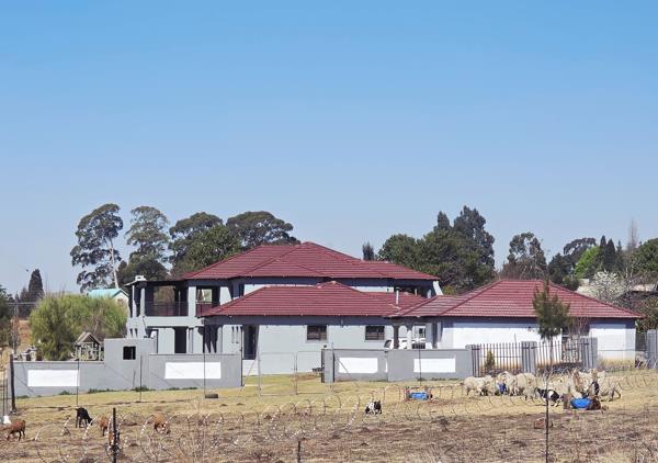 7.5 Bedroom House