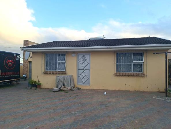 2 Bedroom House