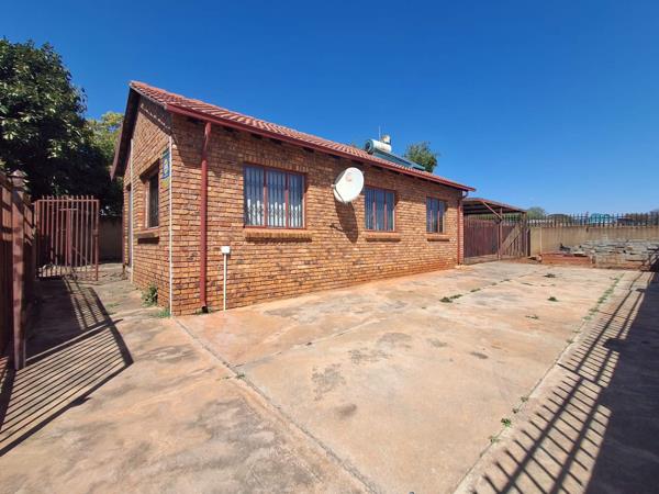 2 Bedroom House