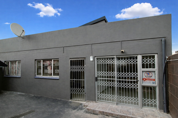 2 Bedroom House