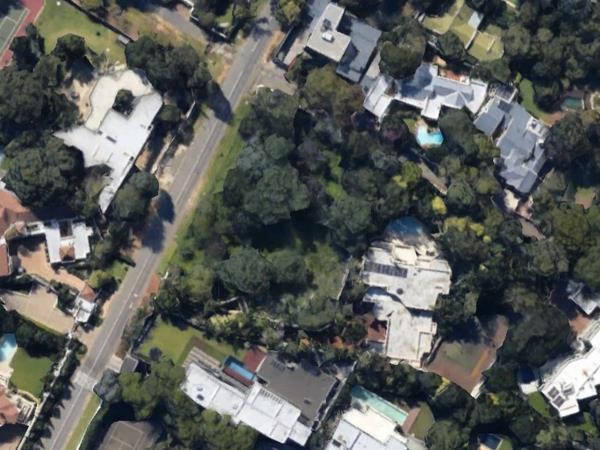3 261 m² Land