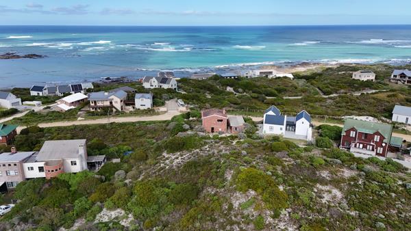 789 m² Land