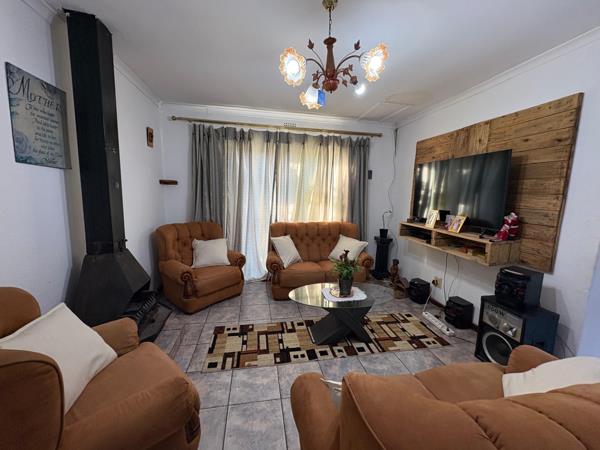 5 Bedroom House