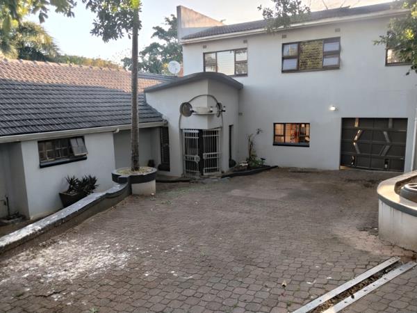 7 Bedroom House