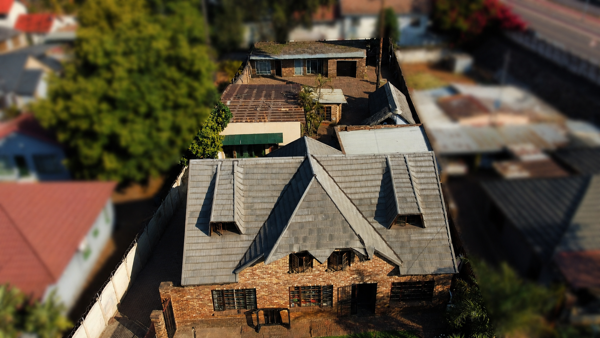 6 Bedroom House