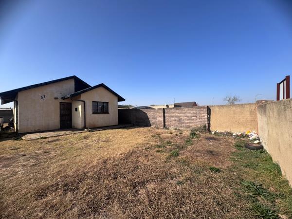 2 Bedroom House