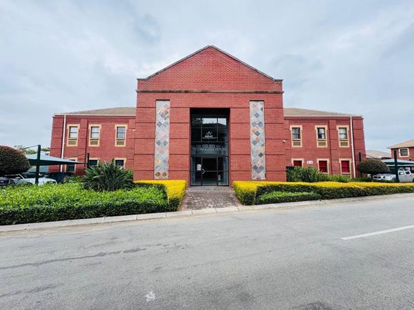 700 m² Commercial space