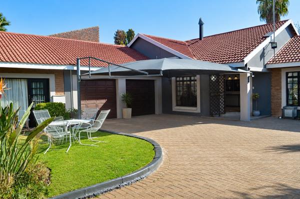 5 Bedroom House