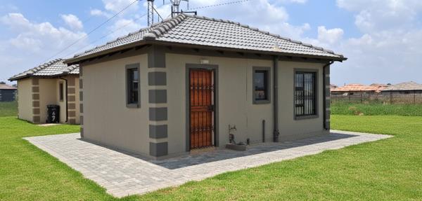 2 Bedroom House