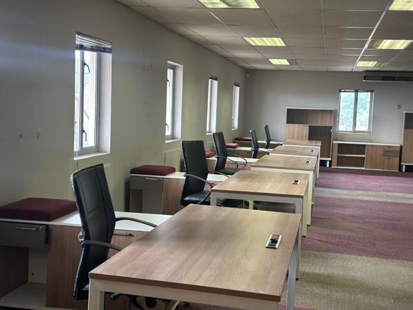 379 m² Commercial space