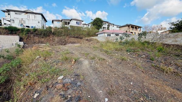 699 m² Land