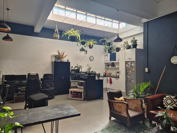 400 m² Commercial space