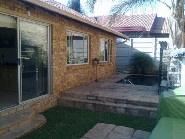3 Bedroom Townhouse