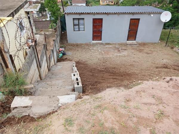 2 Bedroom House