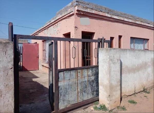 2 Bedroom House