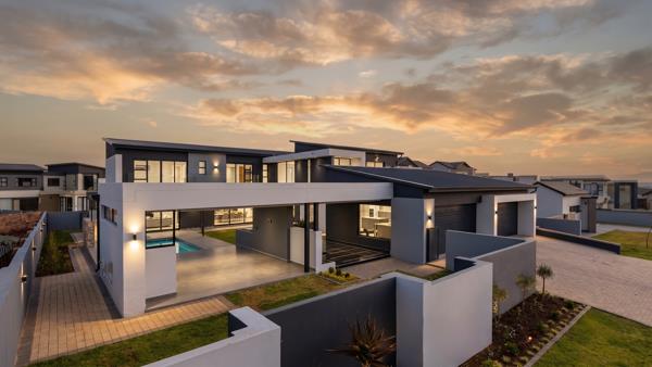 5 Bedroom House