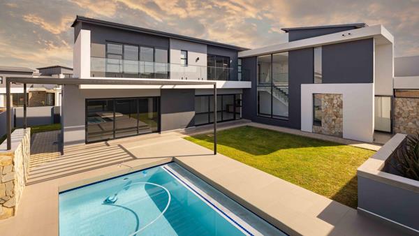 5 Bedroom House