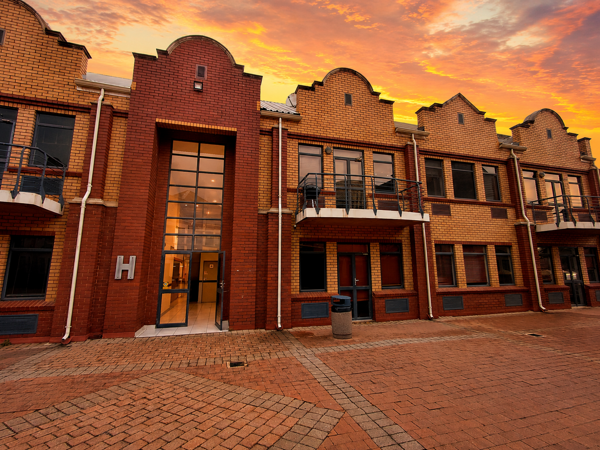 55 m² Retail Space