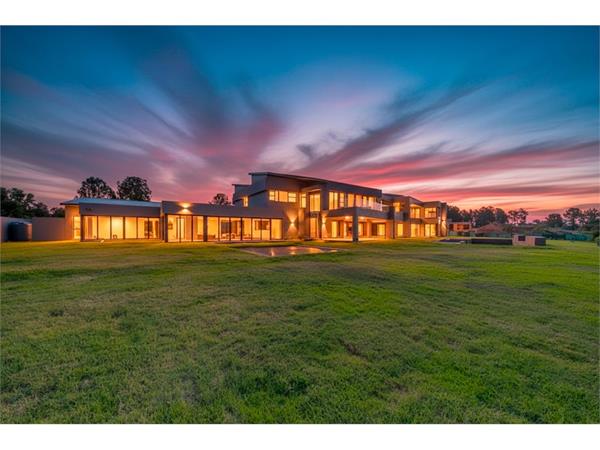 7 Bedroom House
