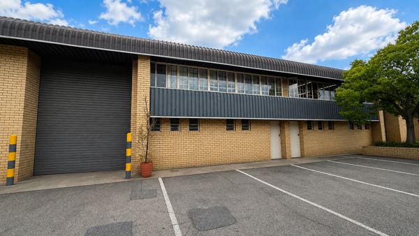350 m² Industrial space