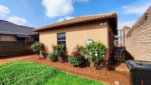 2 Bedroom House
