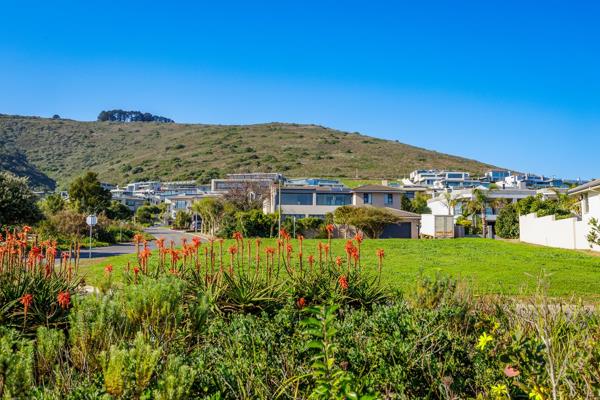 1 060 m² Land
