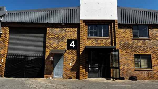 620 m² Commercial space