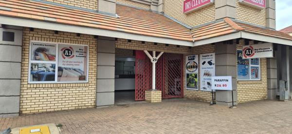 415 m² Retail Space