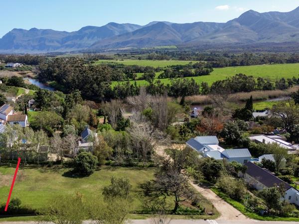992 m² Land