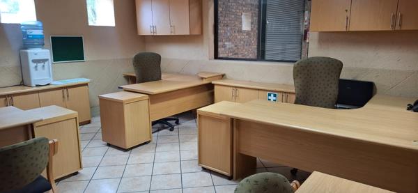 1 011 m² Commercial space