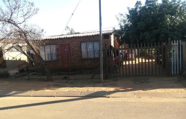2 Bedroom House