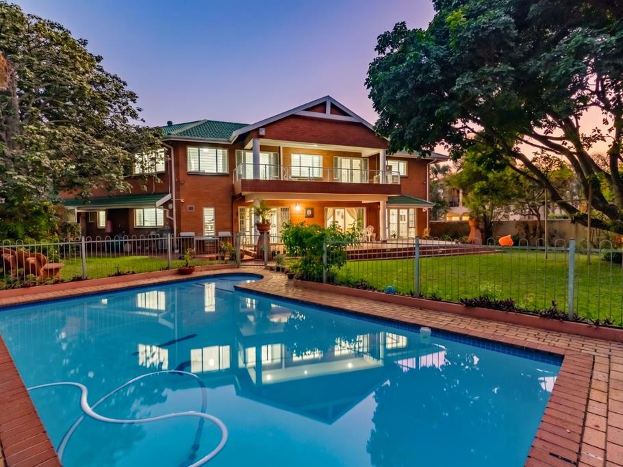 5 Bedroom House