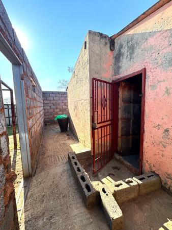 2 Bedroom House