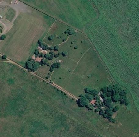 2.3 ha Farm