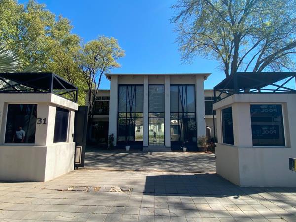 550 m² Office Space