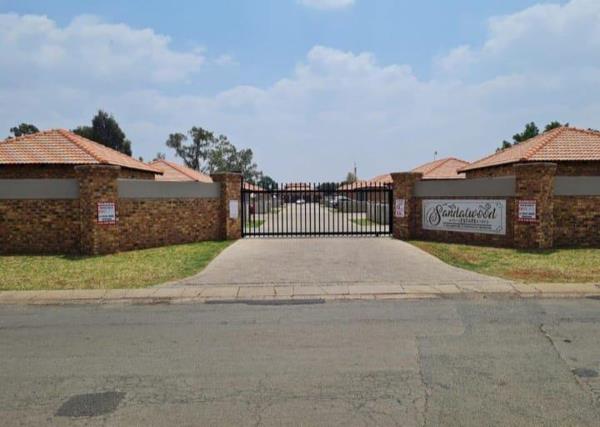 3 Bedroom Townhouse