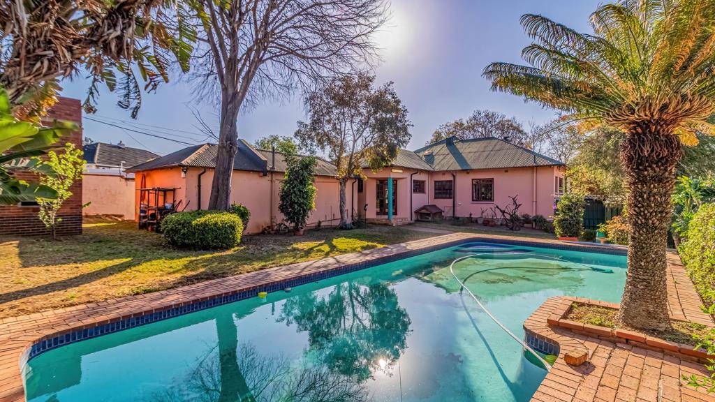 4 Bedroom House