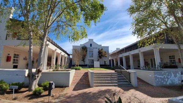 180 m² Commercial space