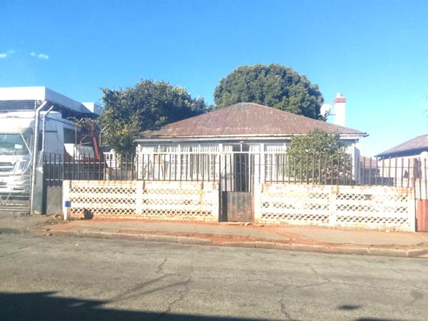 8 Bedroom House
