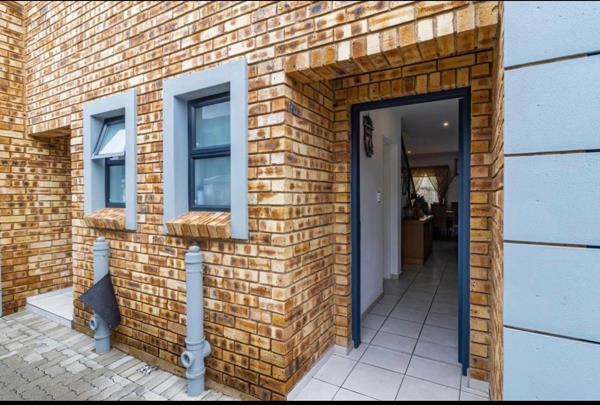 3 Bedroom Townhouse