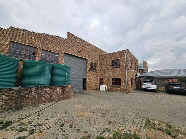 872 m² Industrial space