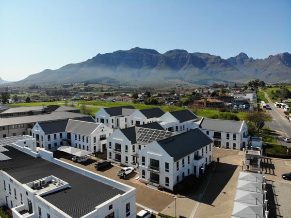 1 046 m² Office Space